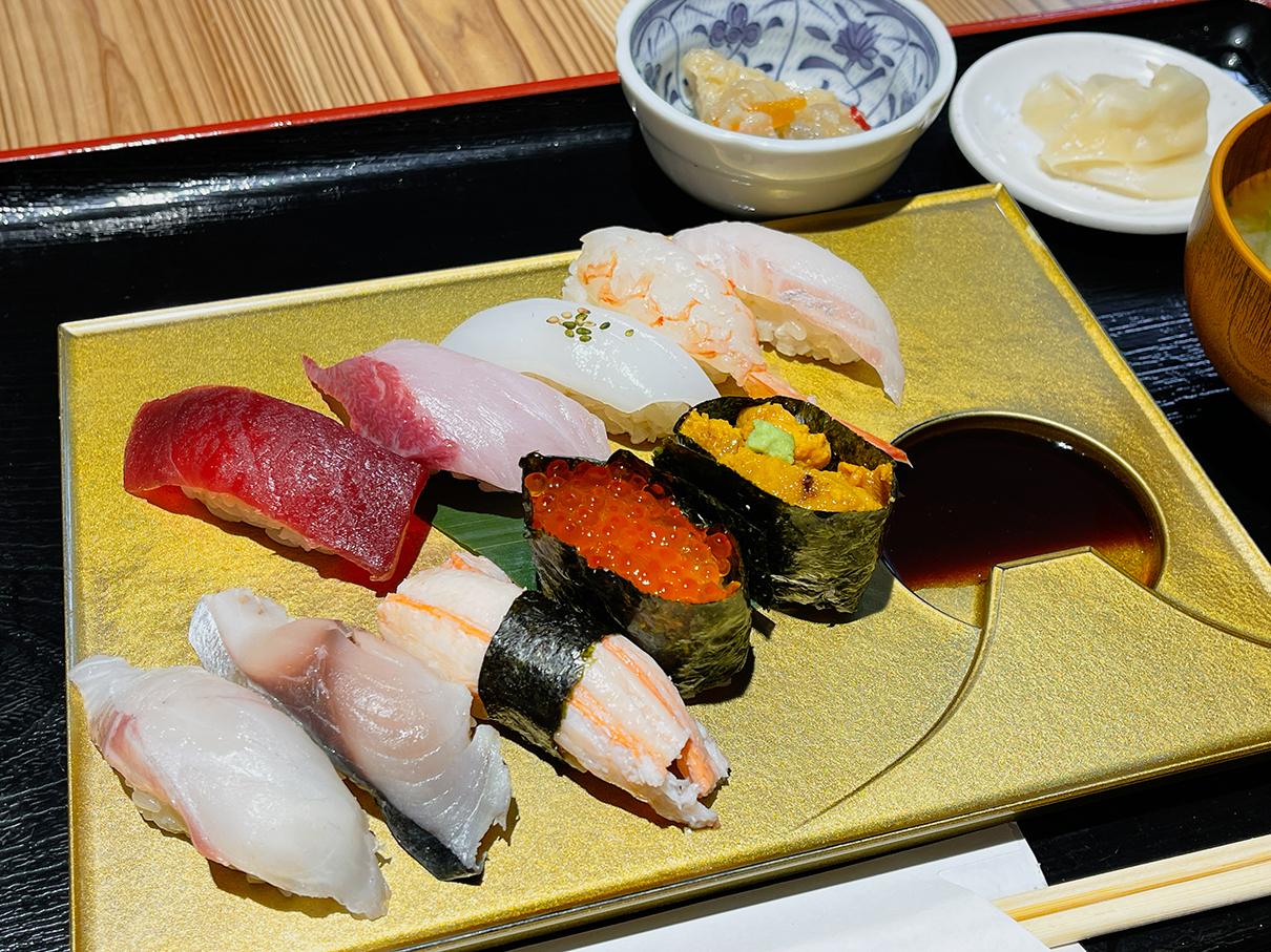 漁師寿司　由-8