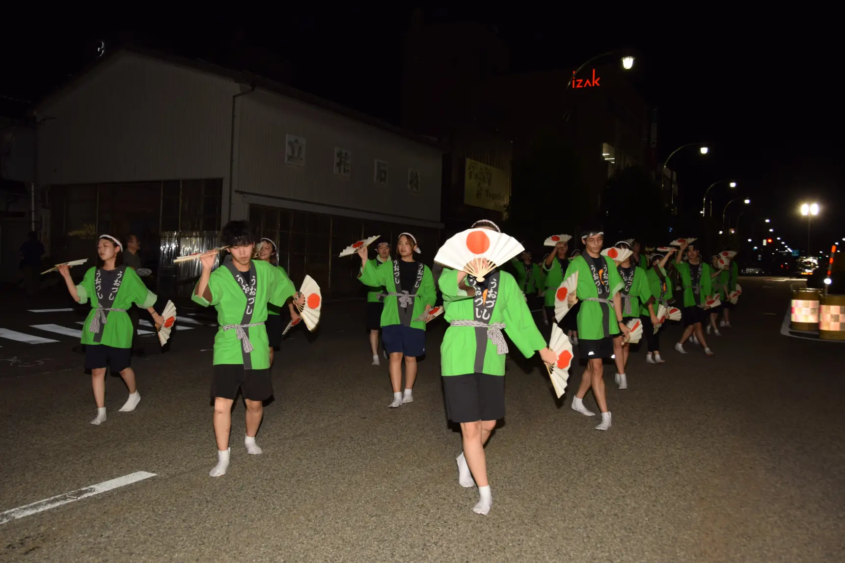 せり込み蝶六踊り街流し（じゃんとこい 魚津まつり）-7