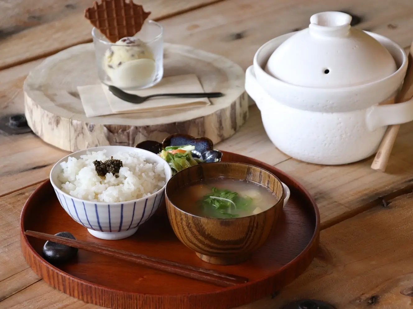 大人気！ごはん味噌汁セット＆ジェラート??