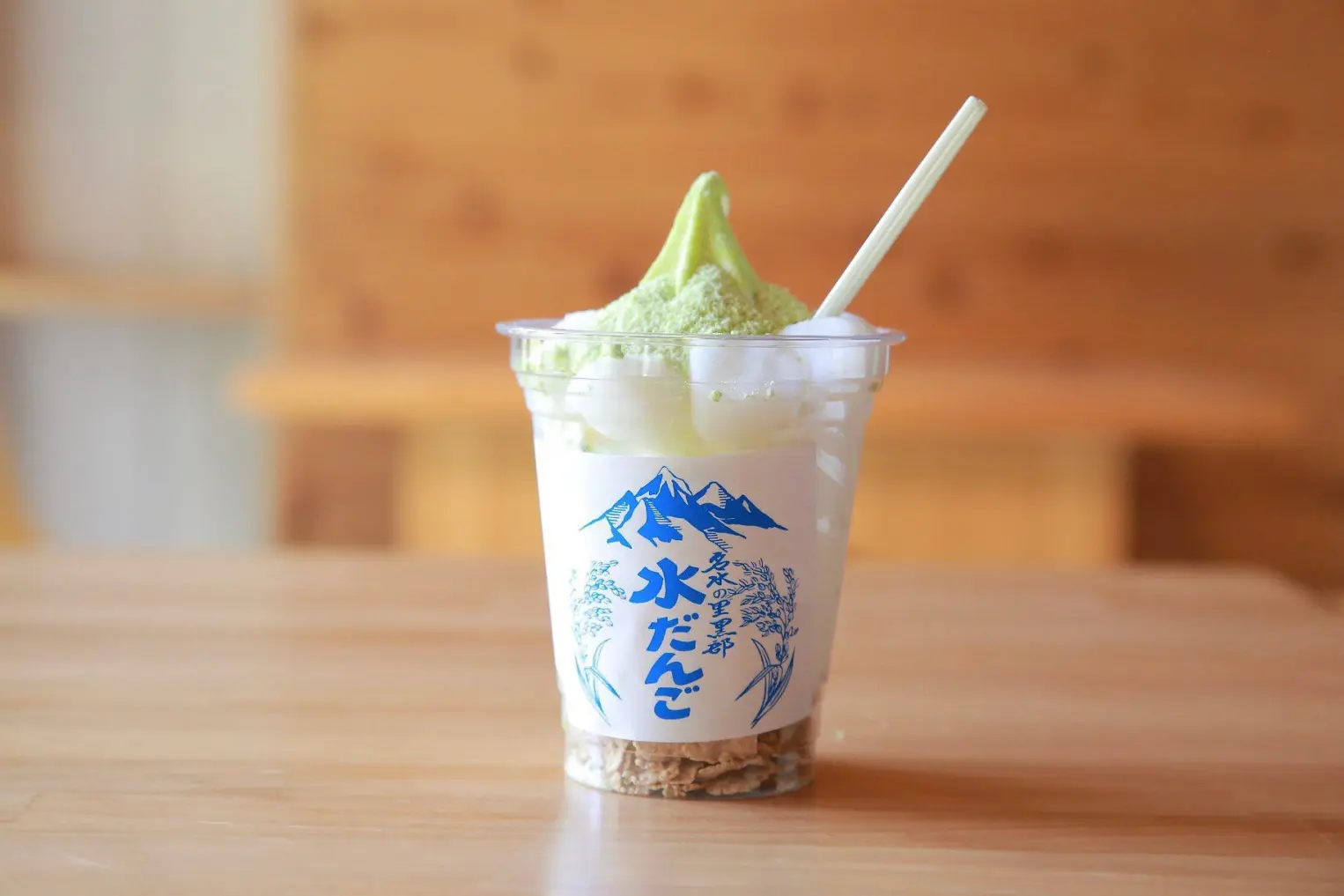 大人気の水だんごパフェ♪