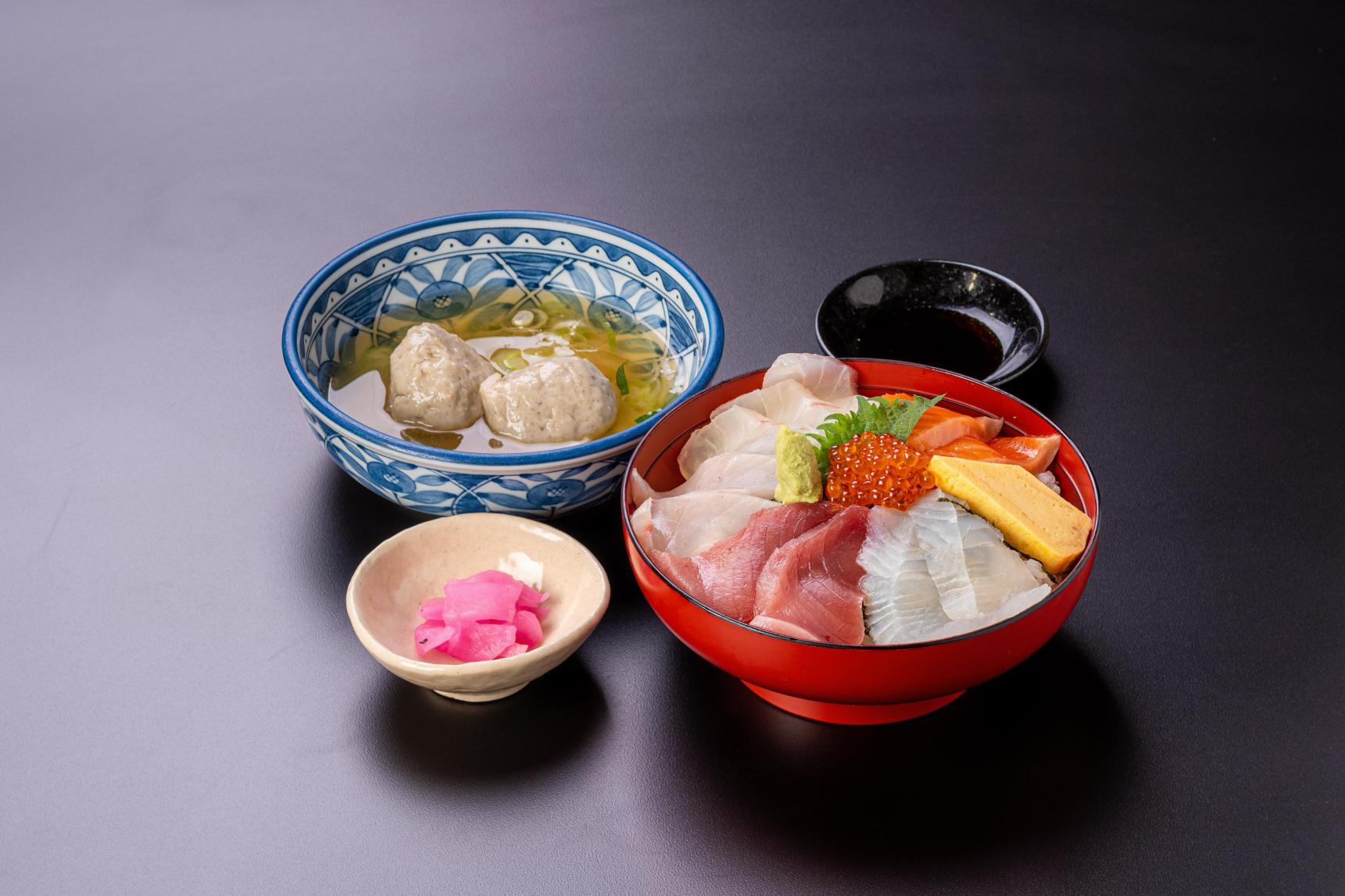 魚の駅「生地」　とれたて館　できたて館-3