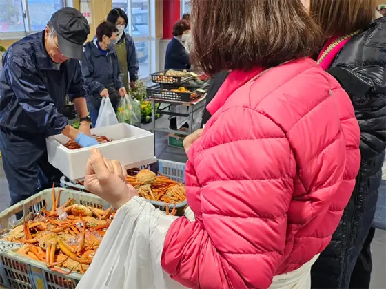 魚津の朝市-1