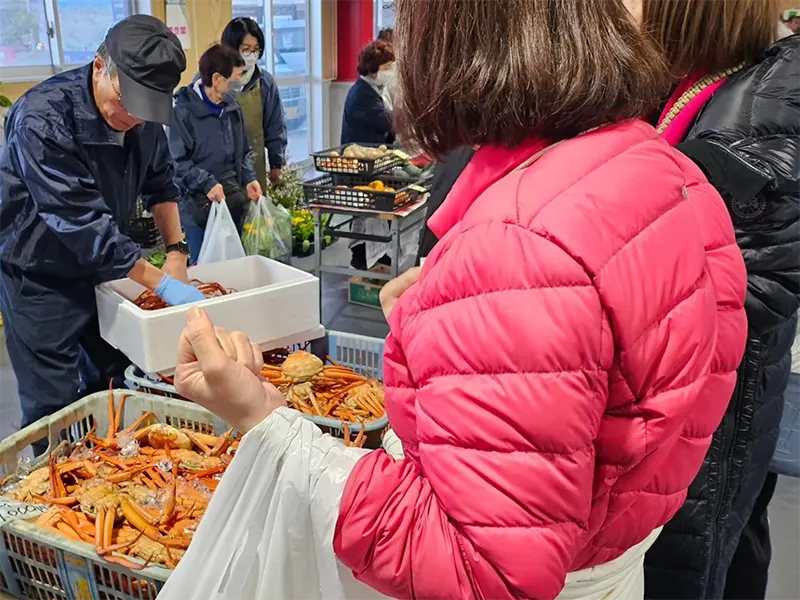魚津の朝市-1
