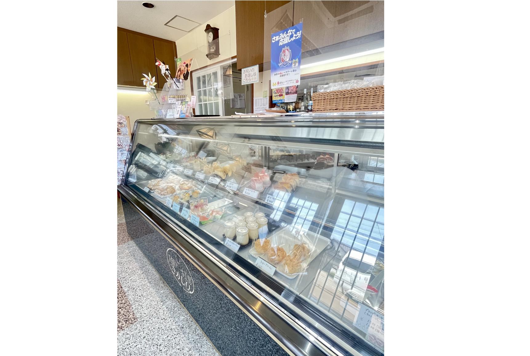 和洋菓子司さか志り-3