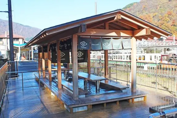 駅の足湯「くろなぎ」-1