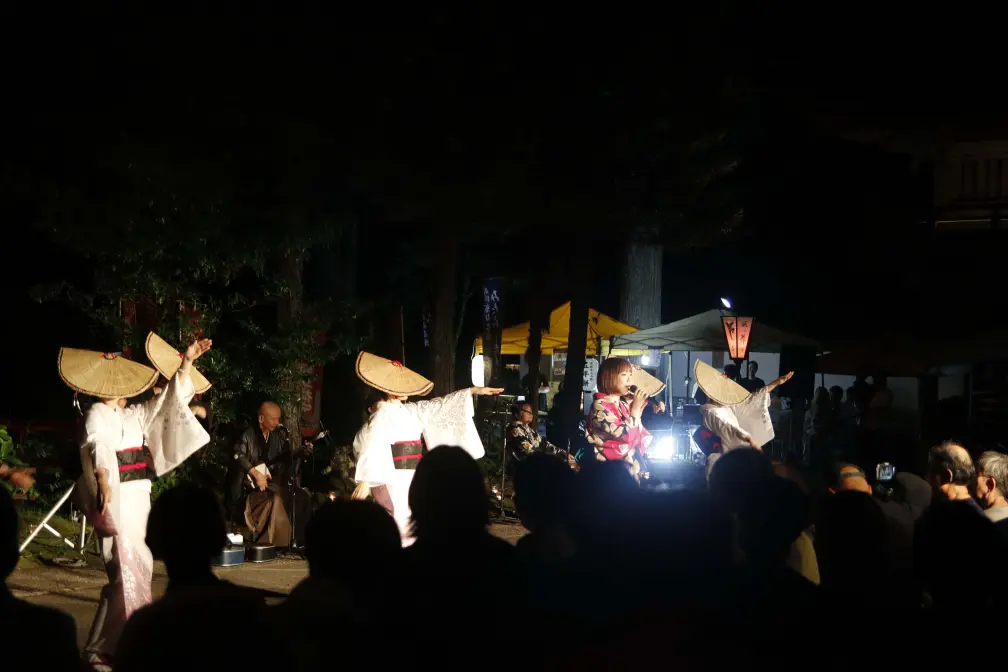 眼目山おわら宵の盆-1