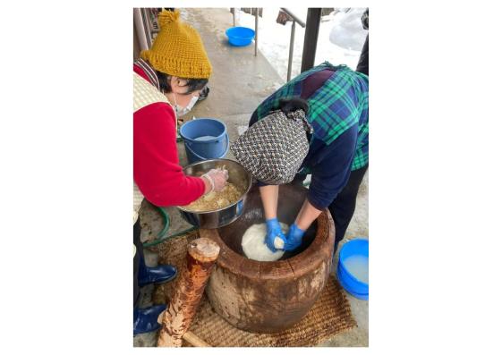 もっちもちもちつきの会　in 黒部ゲストハウス 未完なサン-2