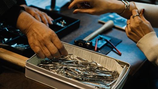 錫のアクセサリー体験（大寺幸八郎商店　茶房ギャラリーおおてら）-0