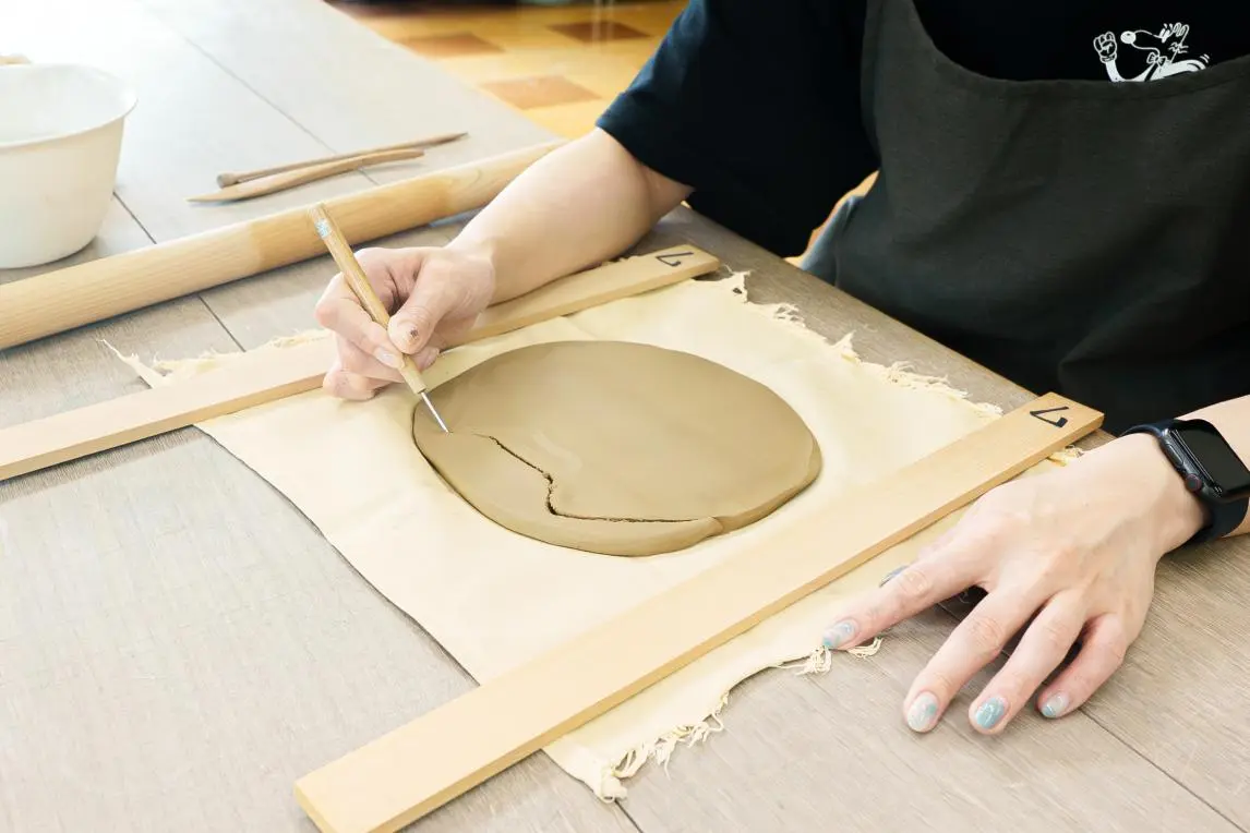 手ひねり体験、絵付け体験（陶農館）-1