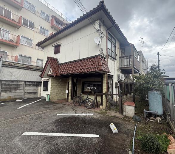 GUMP COFFEE ROASTERS.-0