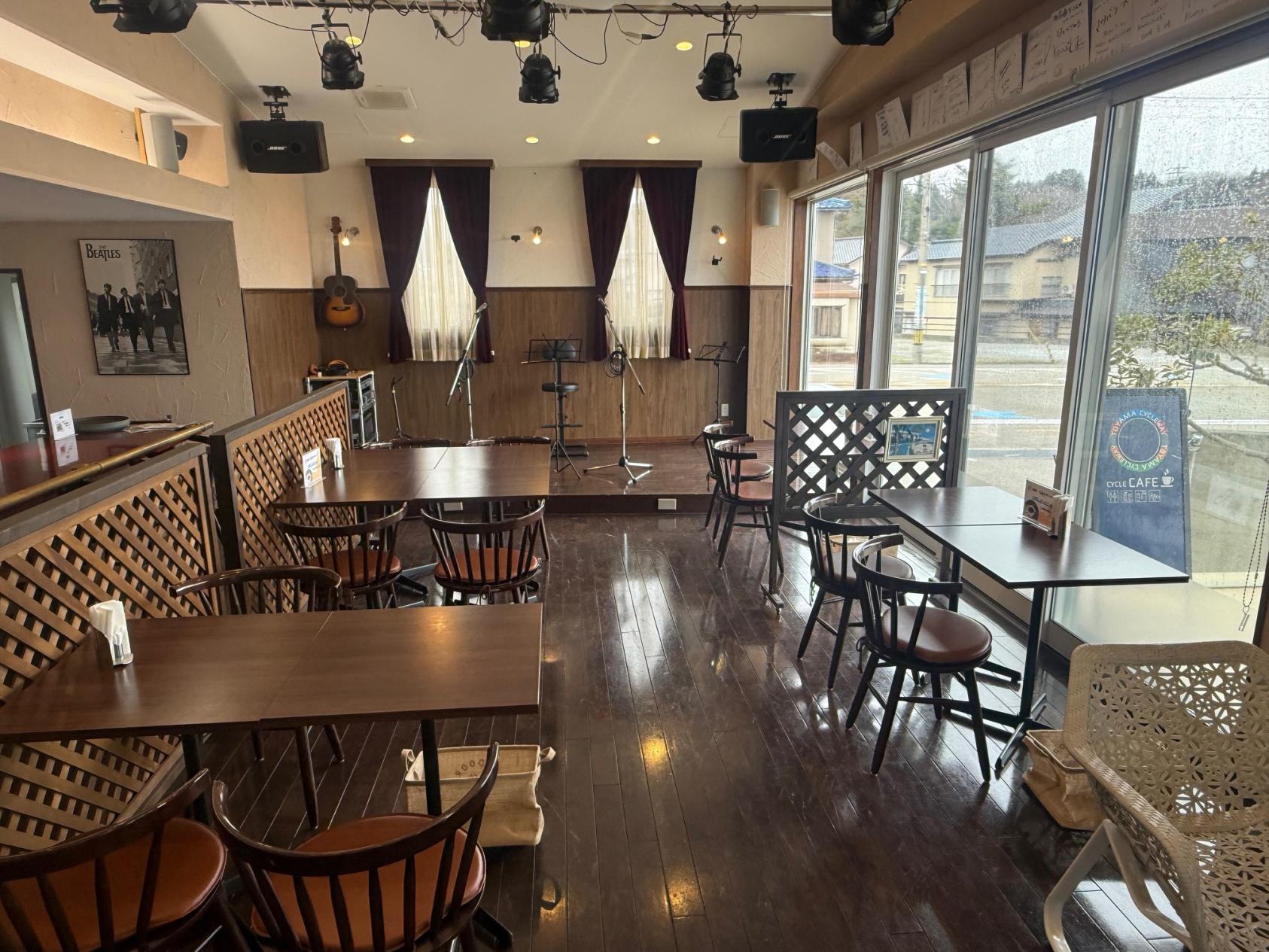 伏木アコースティックカフェ　海岸通り-2