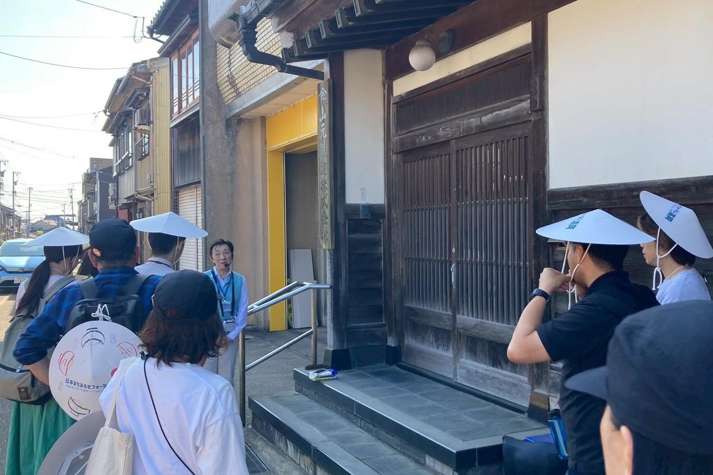 Tour with the locals-5