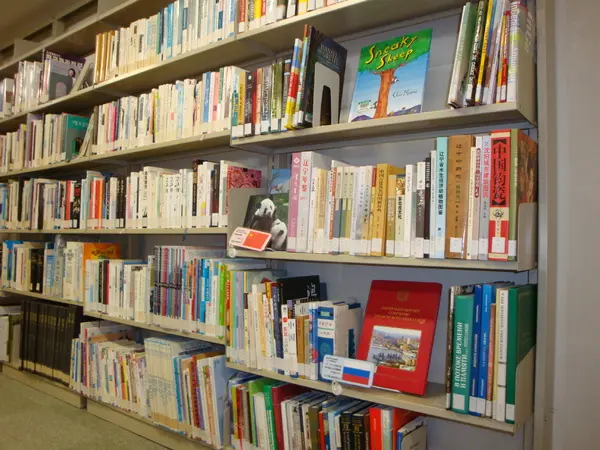 富山県立図書館-2