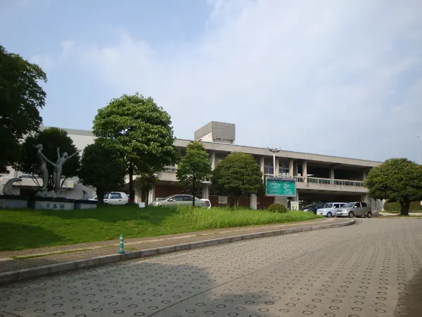 自然豊かな呉羽山麓で過ごす知の時間