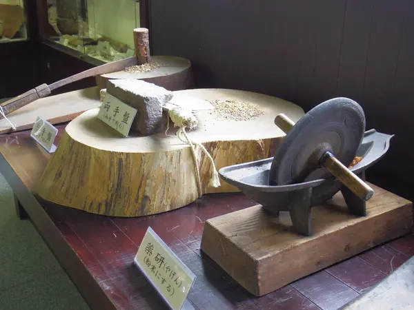 富山県民会館分館 薬種商の館 金岡邸-2