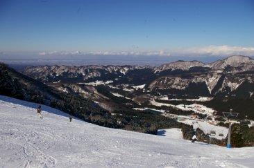 Tateyama Mountain Ski Resort (Gokurakuzaka Area and Raicho Valley Area)-0
