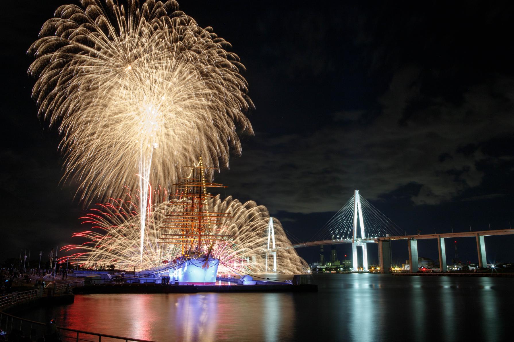 Toyama Shinminato Fireworks Display-2