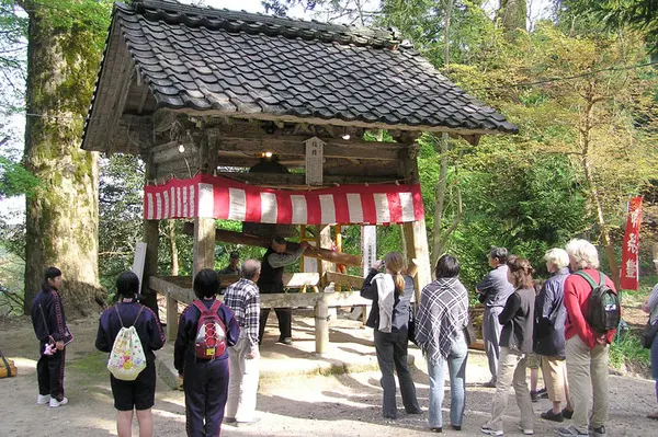 ごんごん祭り・ゴンゴン鐘つき大会-2