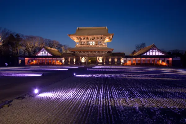 國寶瑞龍寺「春夜點燈與門前市」-1