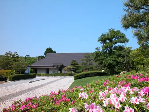高岡市万葉歴史館-0