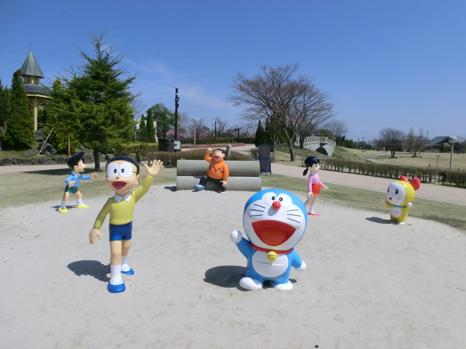 ドラえもんたちに会いに行きませんか