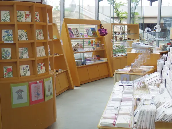 高岡市美術館-1
