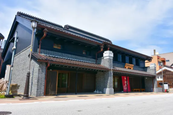 山町筋「土蔵造りの町並み」（重要伝統的建造物群保存地区）-4