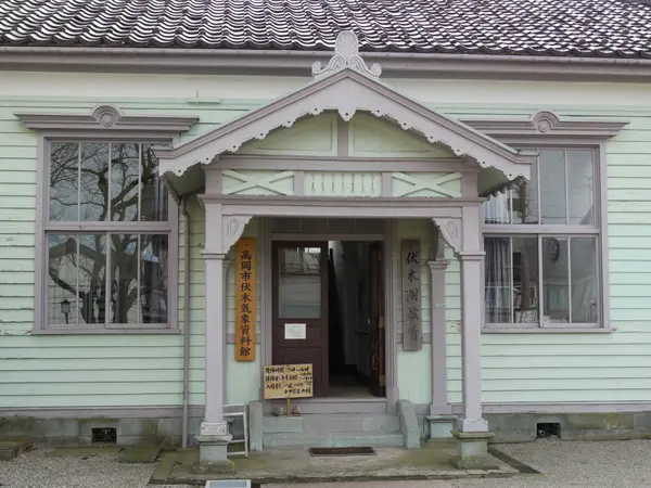高岡市伏木気象資料館-2