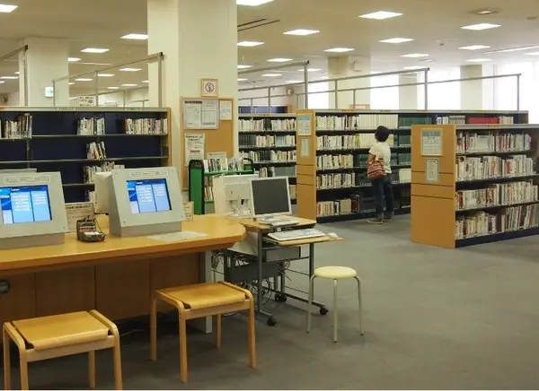 ウイング・ウイング高岡／高岡市立中央図書館-1