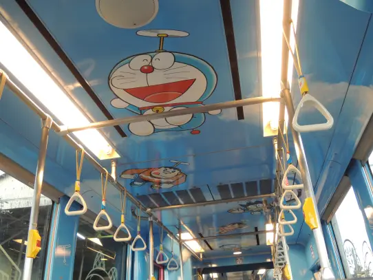 สถานี Takaoka สาย Manyo /รถไฟโดราเอมอน-2