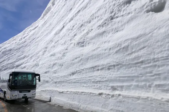 立山黒部・雪の大谷フェスティバル-1