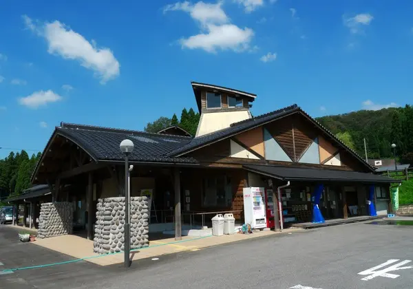 昆虫王国立山春祭り-2
