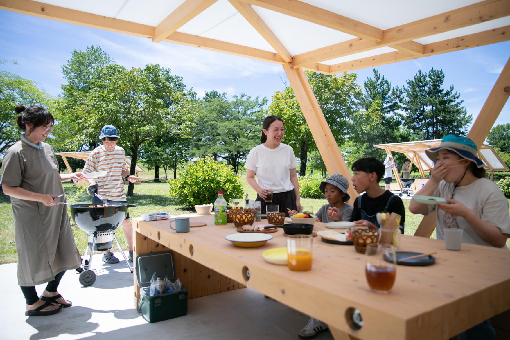 手ぶらで本格バーベキューが楽しめる「BBQ TERRACE」