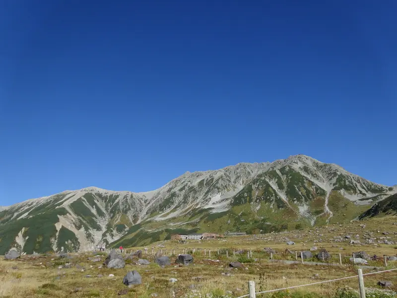 立山の山崎圏谷-0