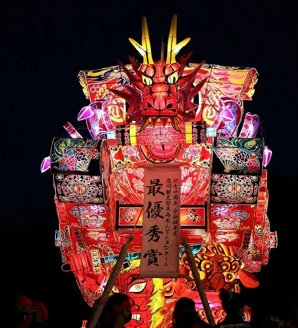 鮮やかで勇壮な夜高行燈に胸が高鳴ります