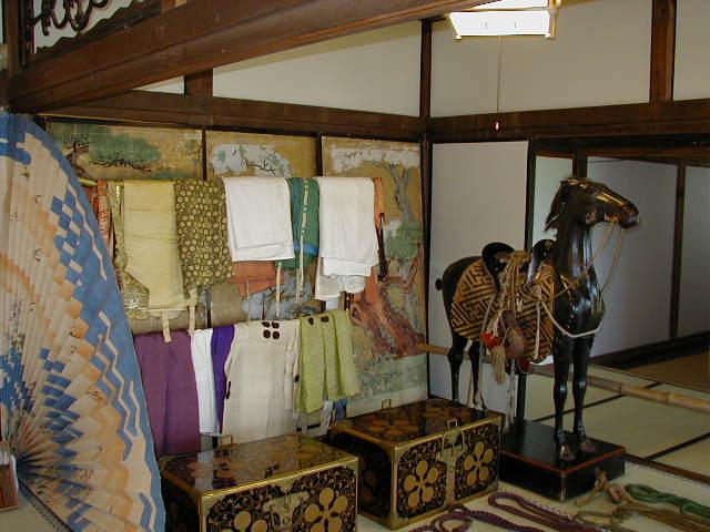 城端別院善徳寺虫干法会-2