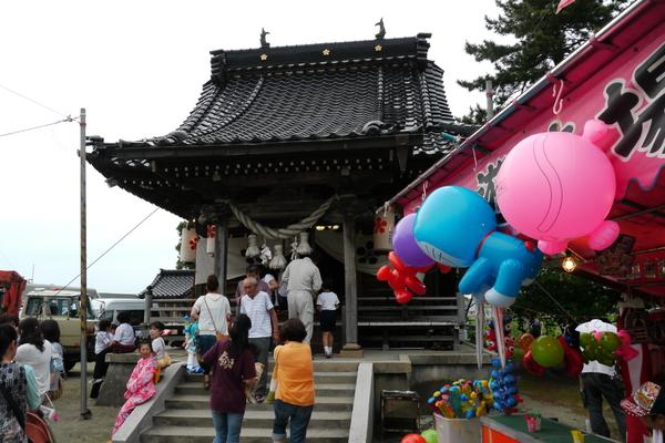 三島神社をお参りしてさあお祭りへ！