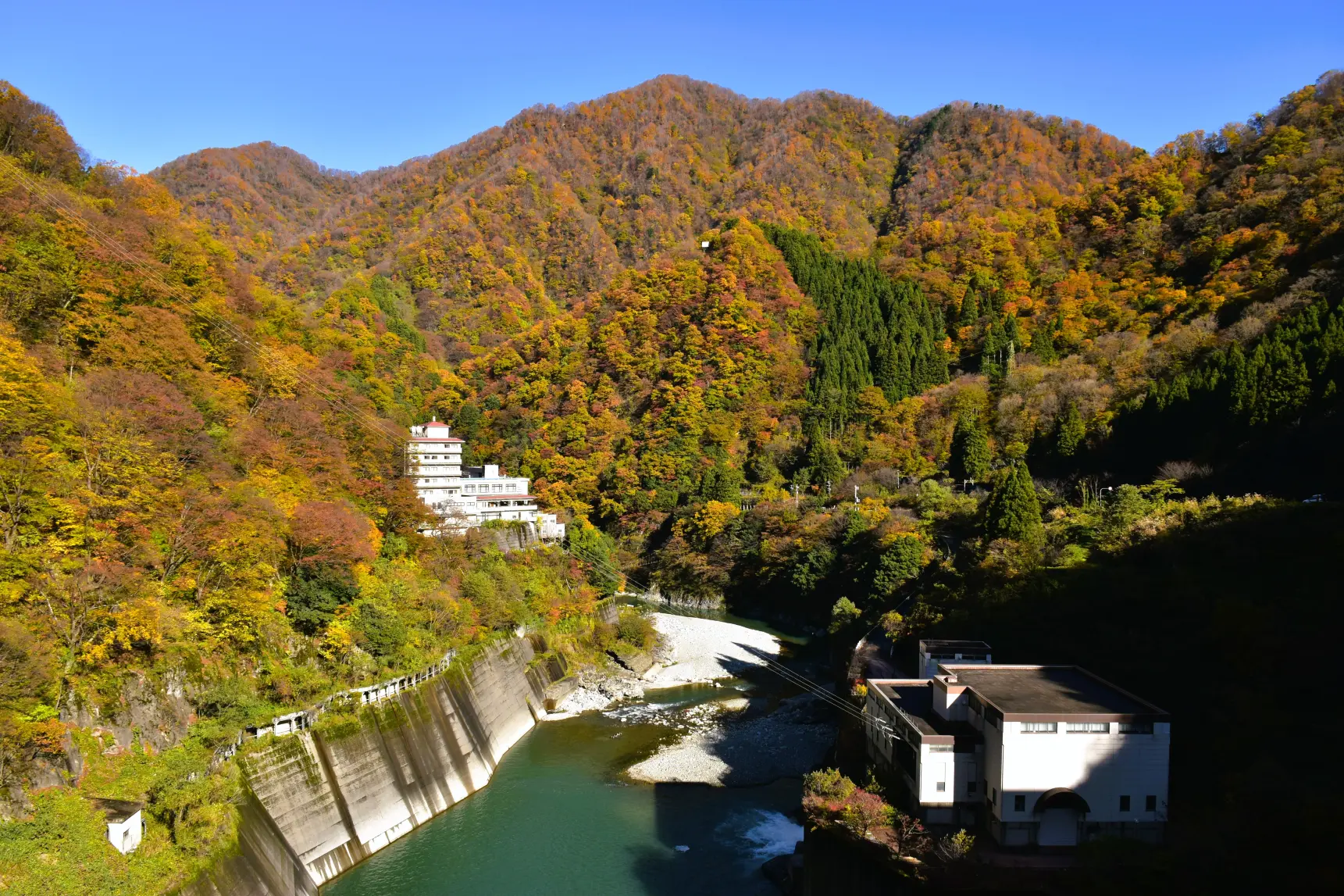 宇奈月ダムと大夢来館-7