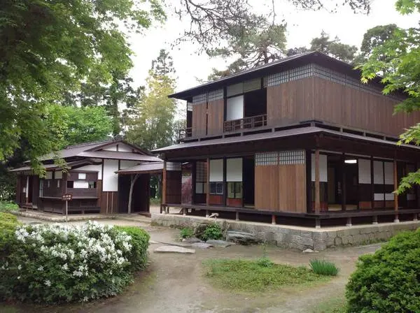 松桜閣の庭園-1