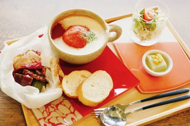 朝日町立ふるさと美術館-6