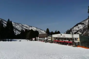 宇奈月温泉街からすぐの好立地！