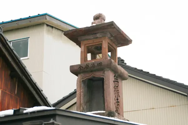 万灯台-2