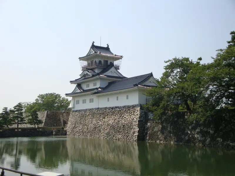 富山市中心部のオアシス　富山城址公園