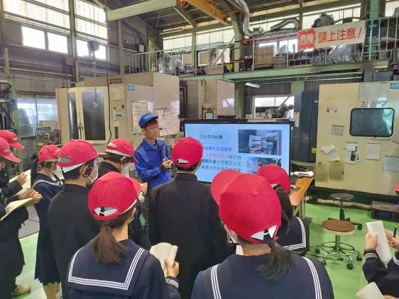 町工場が営む金属アート美術館　FACTORY ART MUSEUM TOYAMA-4