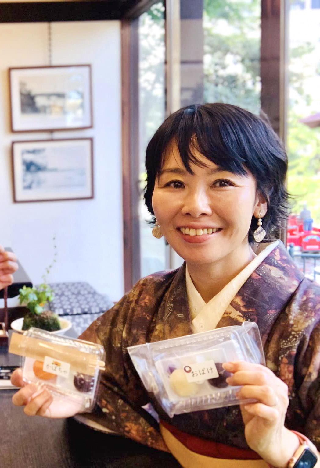 着物でおもてなしすることもあります