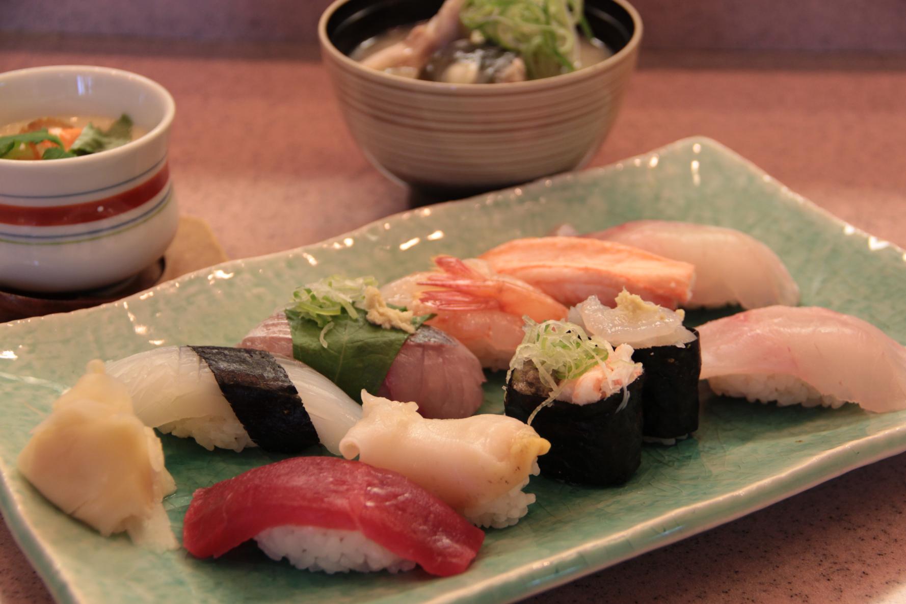 Tonami Ko Sushi-0
