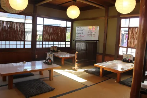 すし居酒屋にぎりや-2