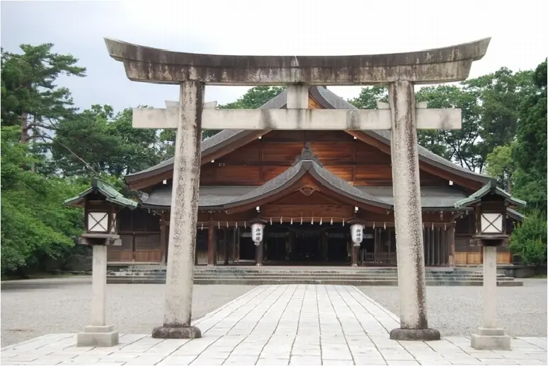 富山県護国神社-7