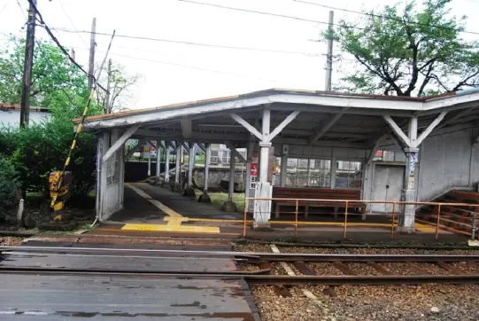 岩峅寺駅-6