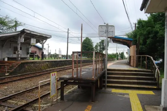 岩峅寺駅-3